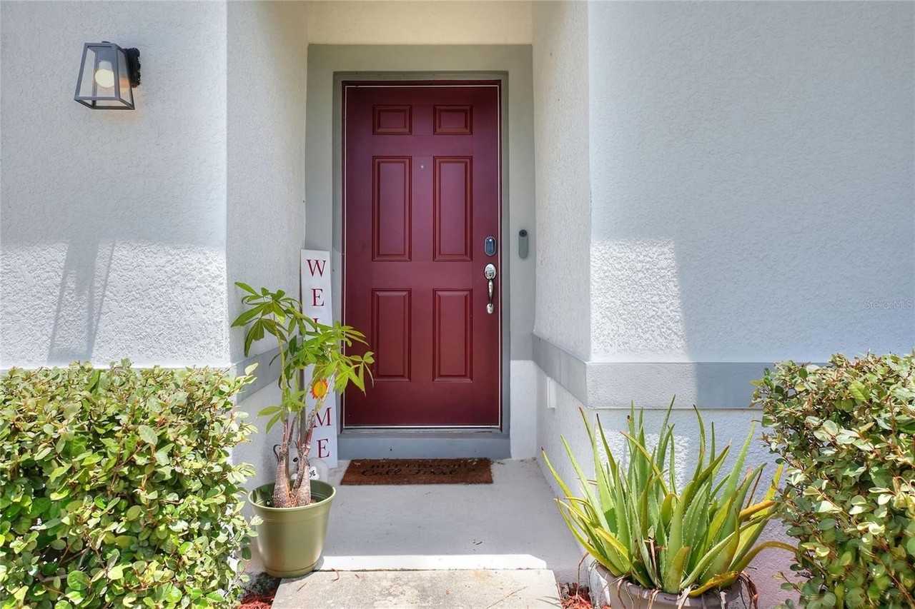 1623 Aspen Avenue - Photo 3 of 43