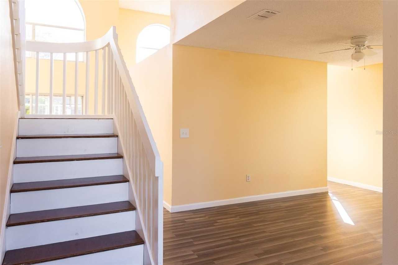 638 Kangaroo Dr - Photo 6 of 29