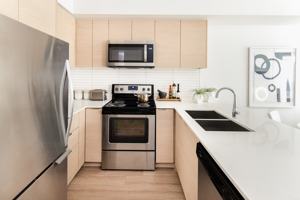 featured image of 268 West King Edward Avenue