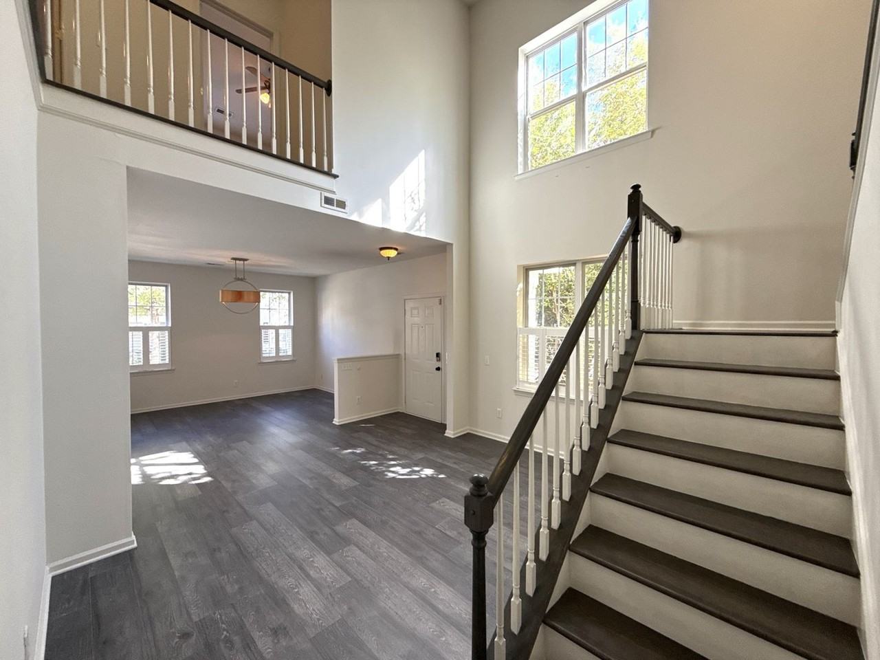 10777 Essex Hall Drive - Photo 2 of 25