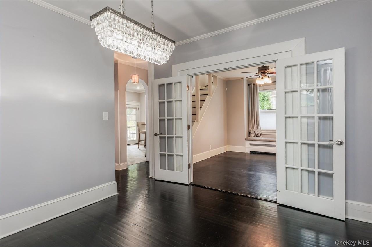 60 Jackson Ave - Photo 6 of 24