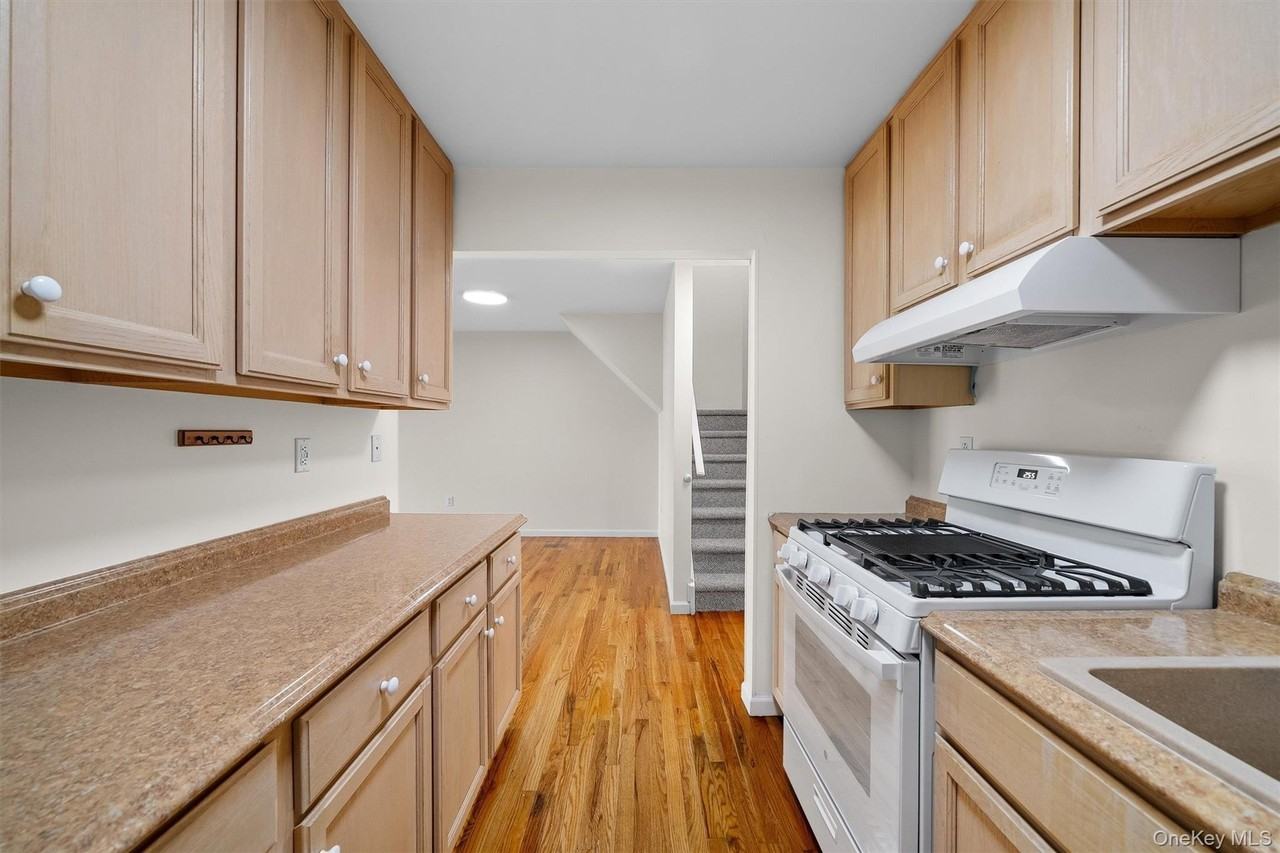 10 Chestnut Street #B303 - Photo 6 of 36