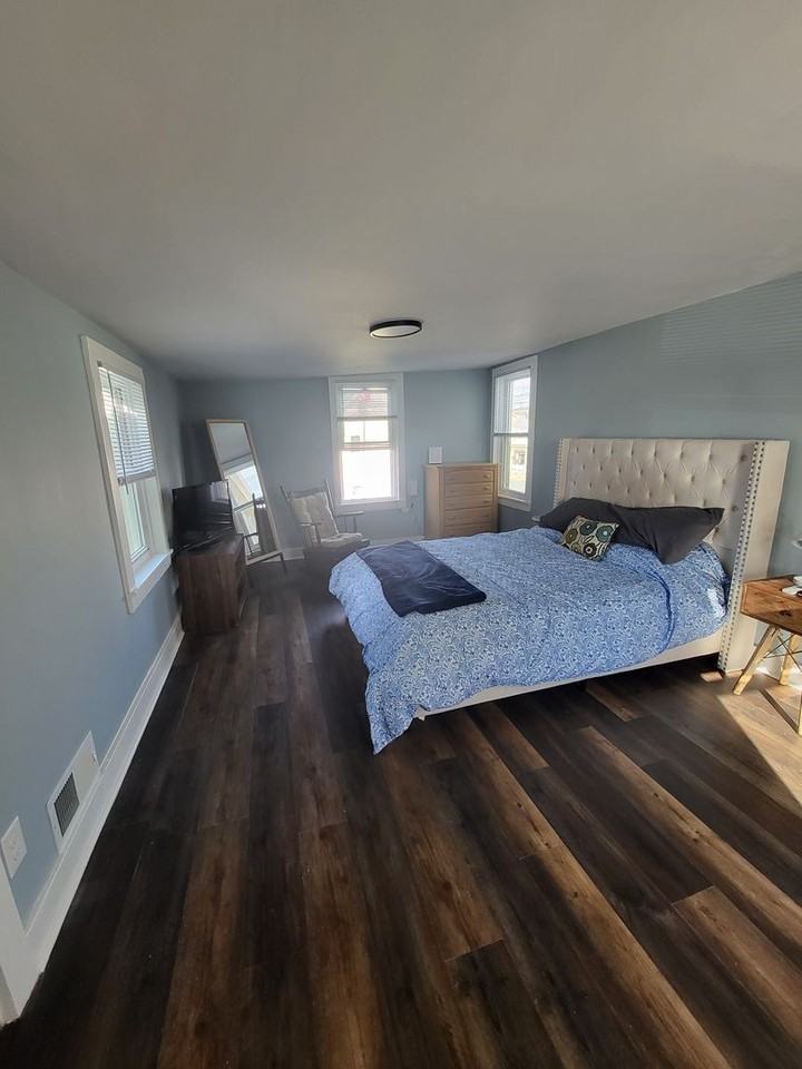 800 Main Street - Photo 3 of 18