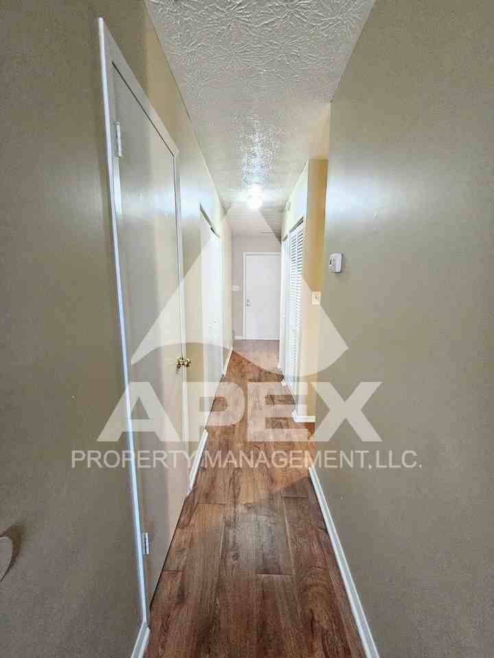 9148 Cedarpark Ln #C - Photo 5 of 21