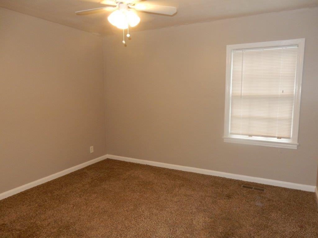 6123 Warner Rd - Photo 5 of 18