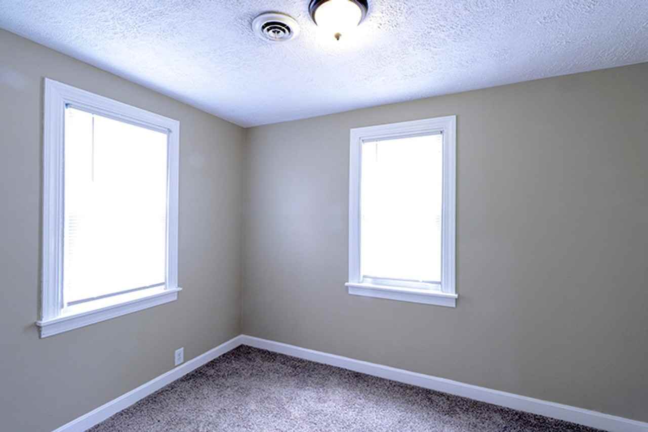 502 Inverness Ave - Photo 2 of 19