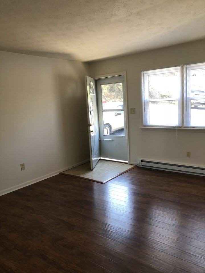 56 Washington St #202 - Photo 6 of 11