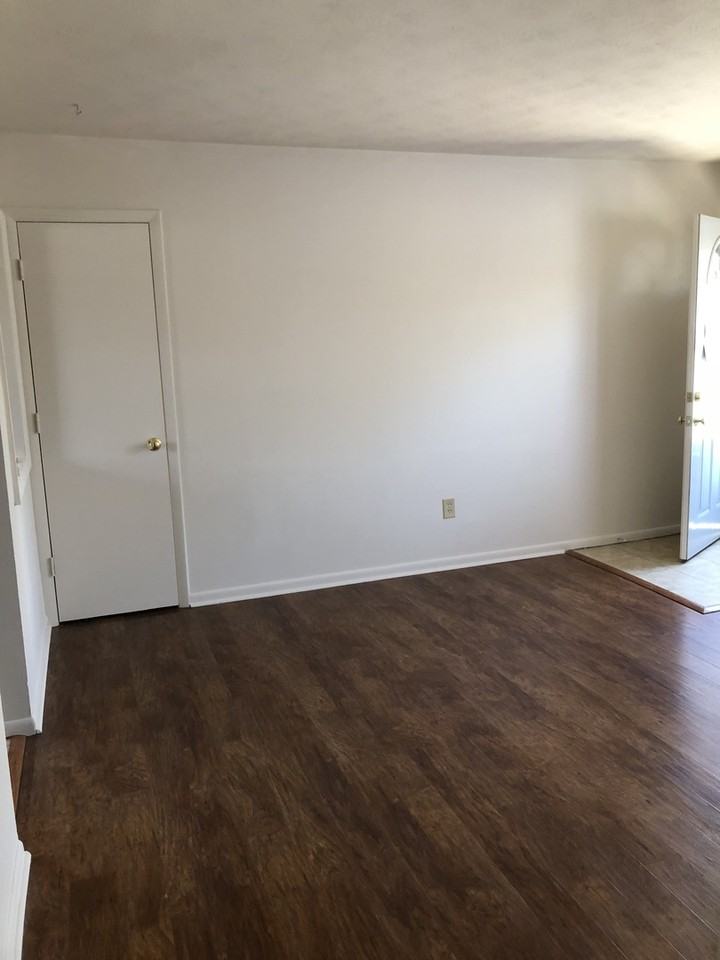 56 Washington St #202 - Photo 7 of 11