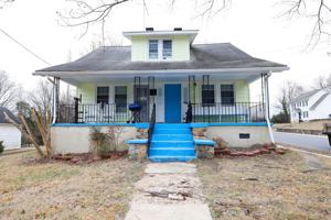 featured image of 607 Church St