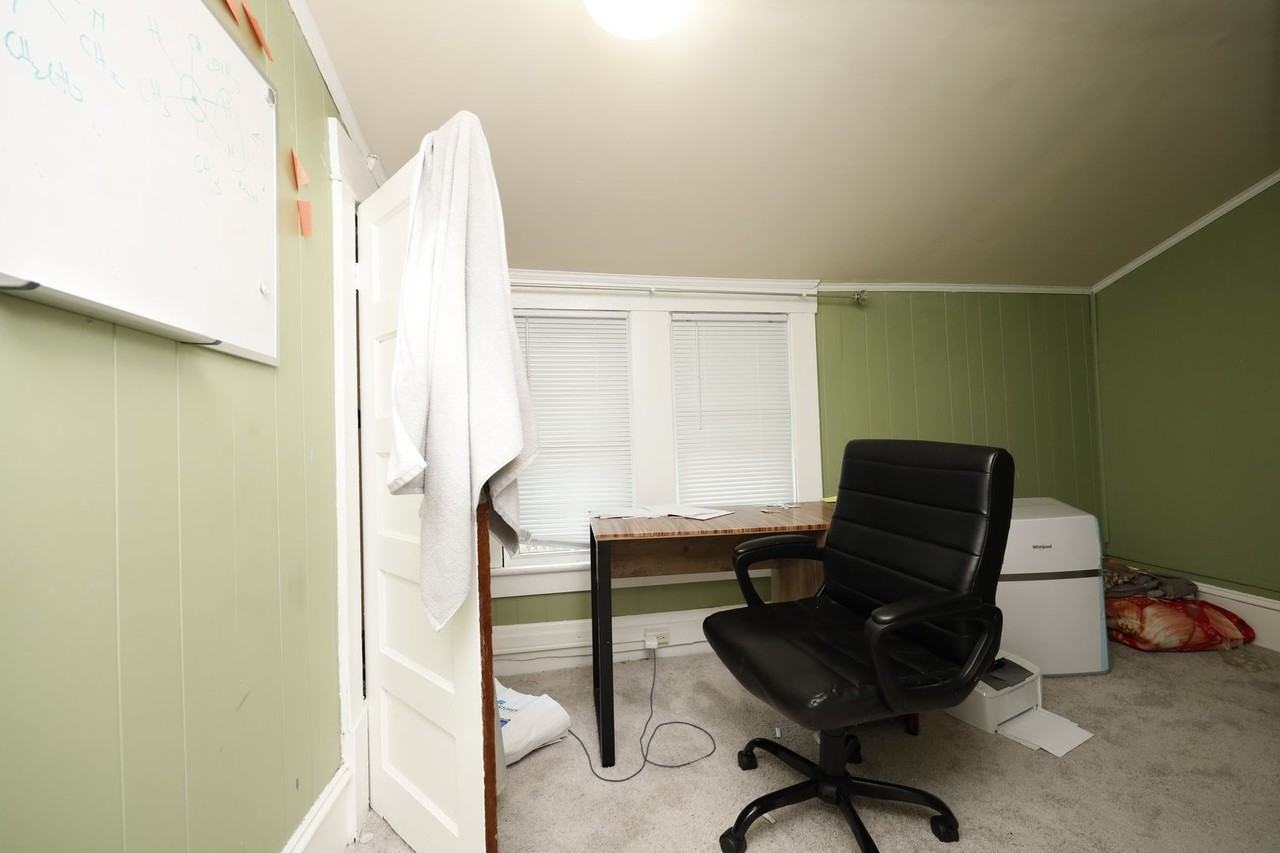 607 Church St - Photo 5 of 16