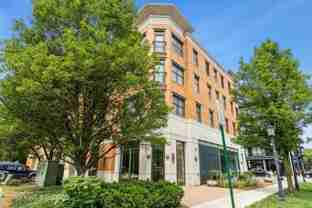 125 N Euclid Ave #205 - Photo 1 of 1