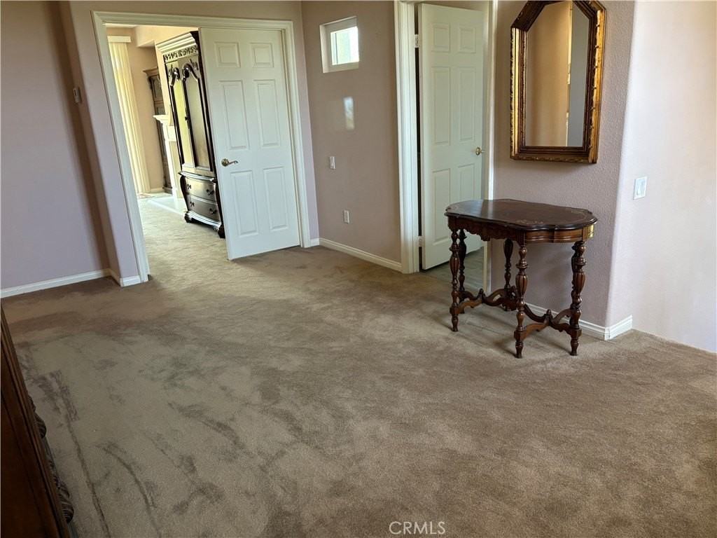 524 Golden West Dr - Photo 4 of 42