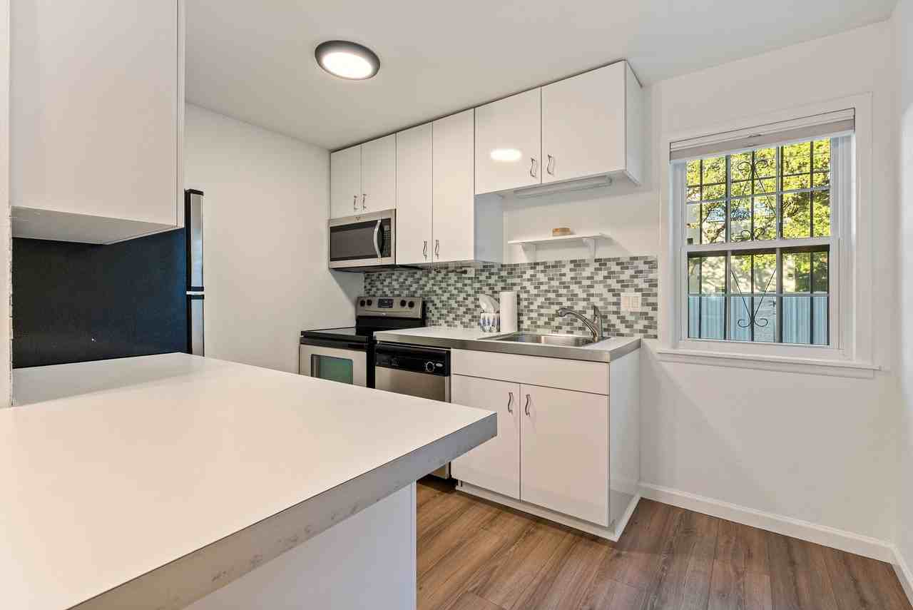 300 Crockett Street #103 - Photo 4 of 16