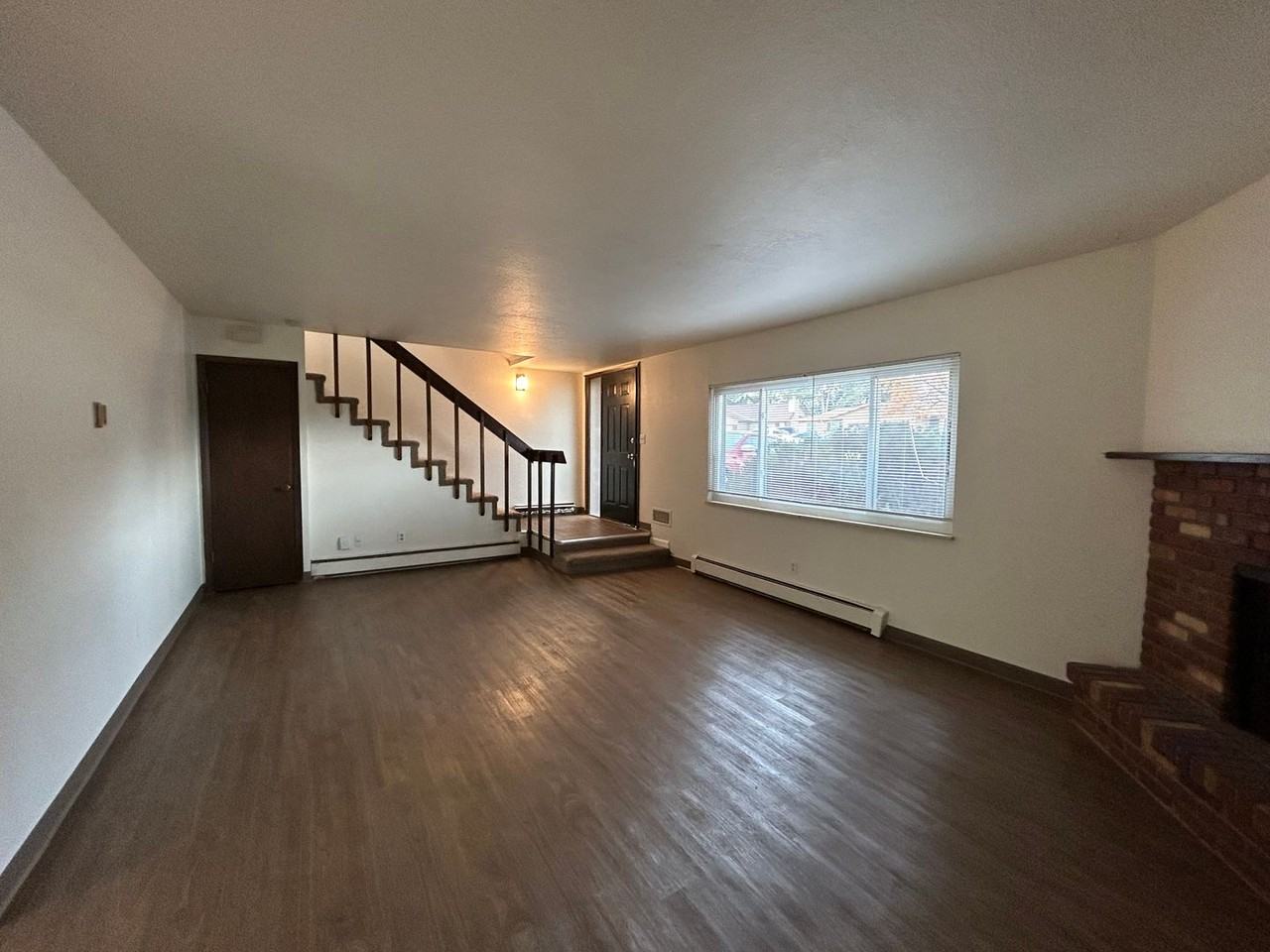 1418 W 25th St - Photo 6 of 13