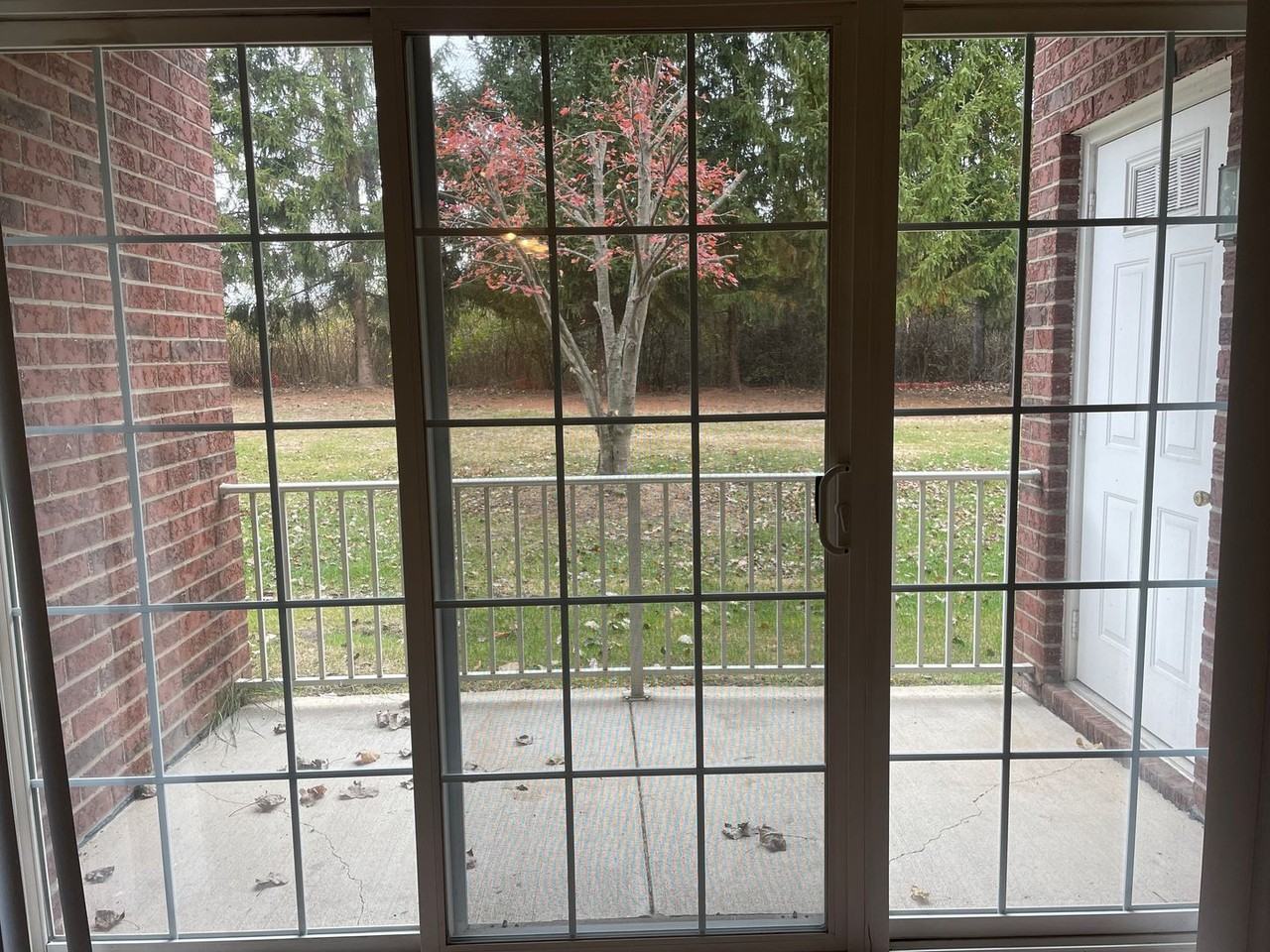 8289 North Annsbury Circle - Photo 6 of 34