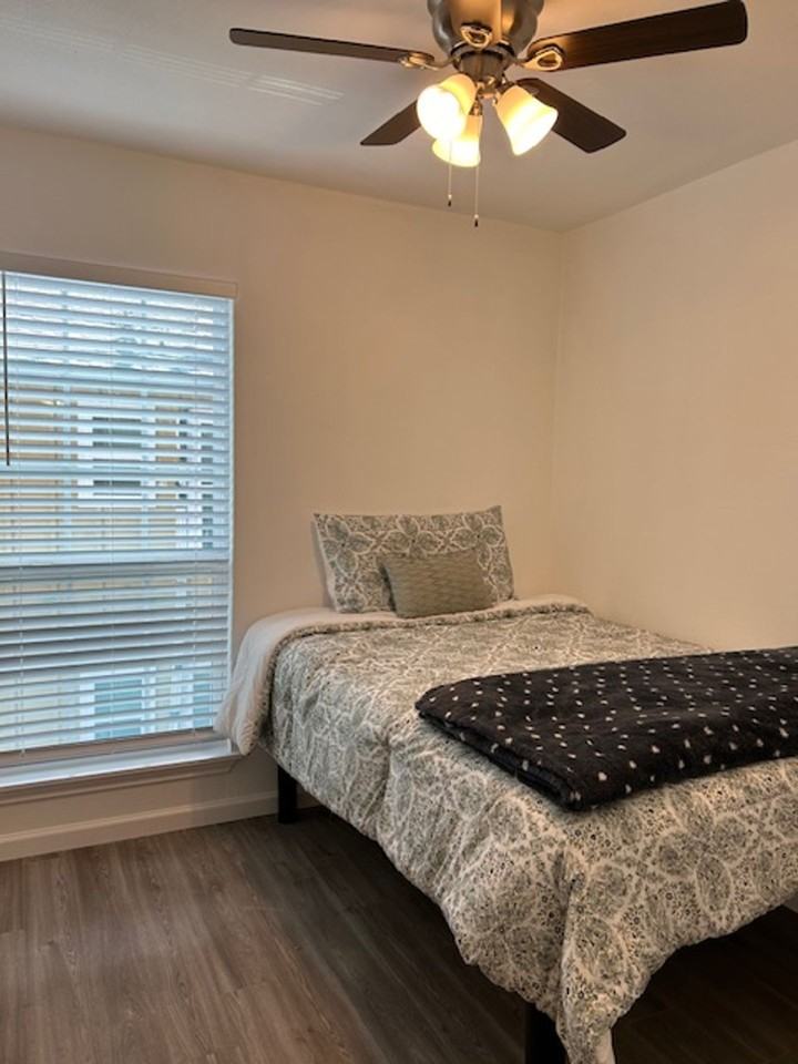 T-Square Apartments - Photo 2 of 34