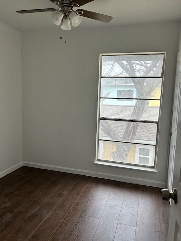 T-Square Apartments - Photo 7 of 34