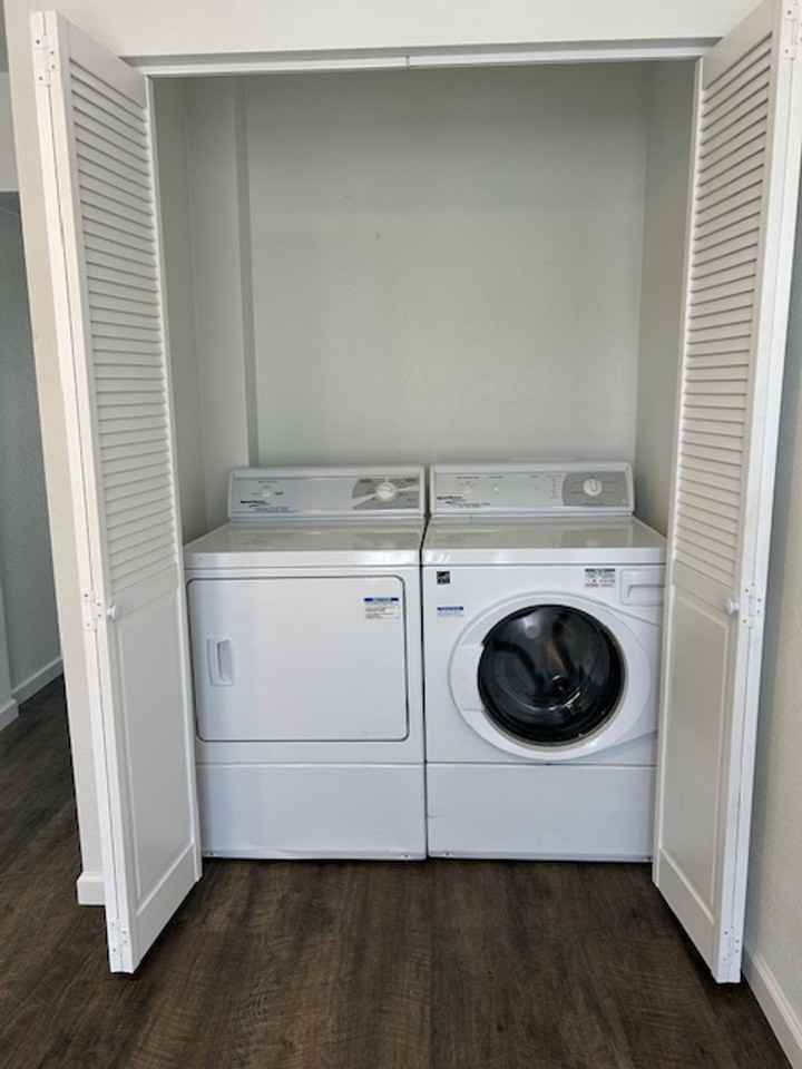 T-Square Apartments - Photo 6 of 18