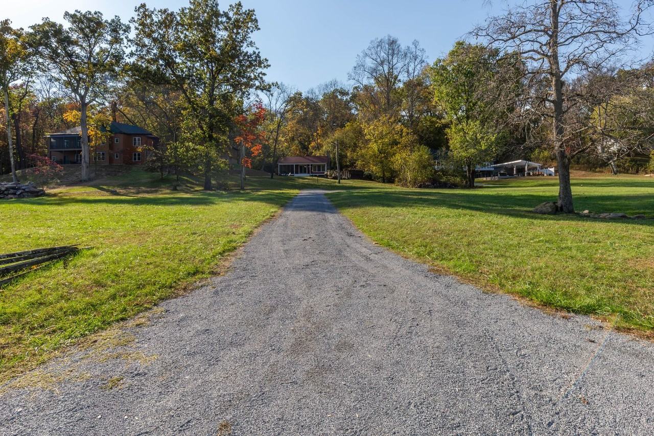 1312 John Rissler Rd - Photo 3 of 36