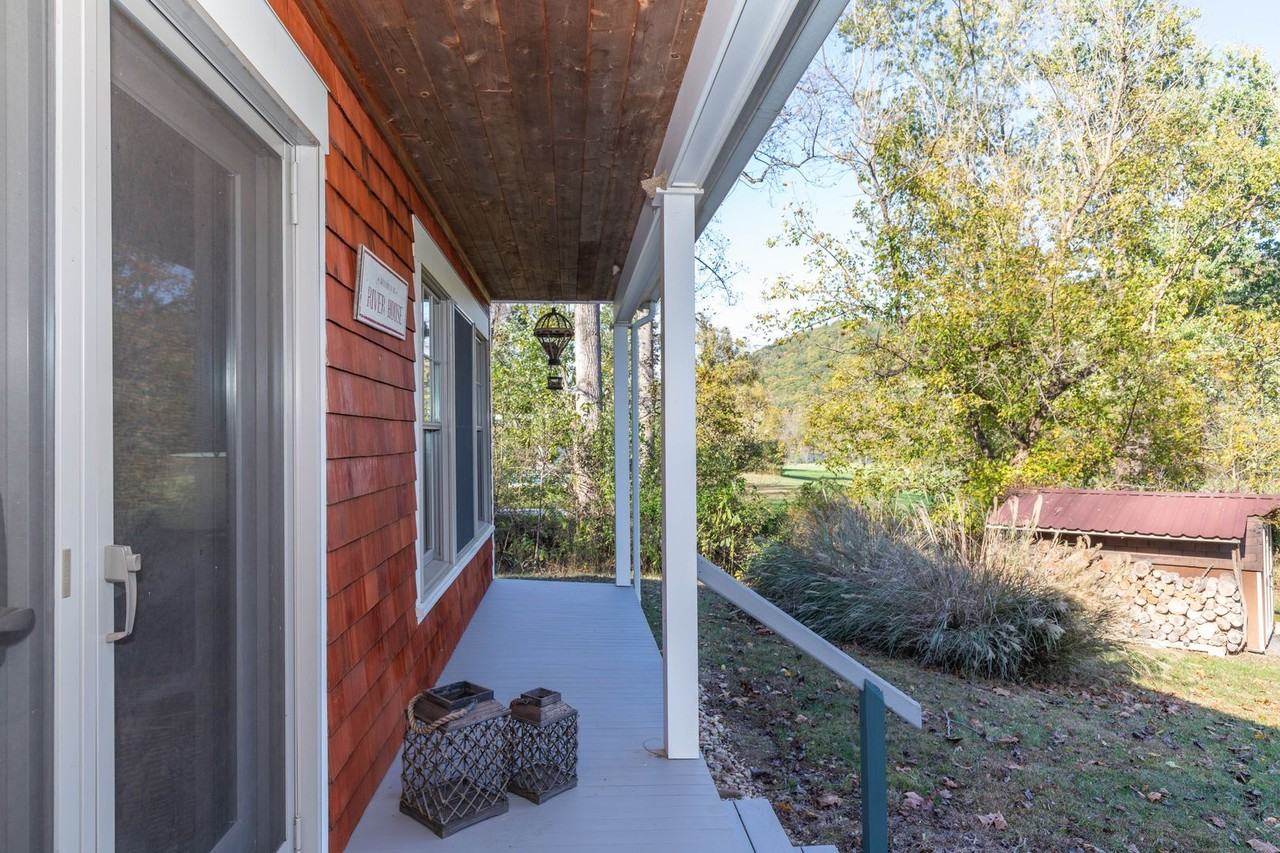 1312 John Rissler Rd - Photo 4 of 36
