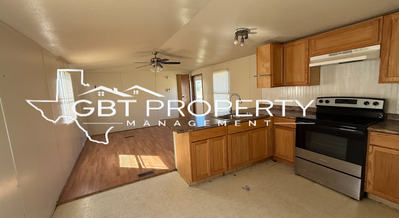 418 E Collins St - Photo 2 of 4