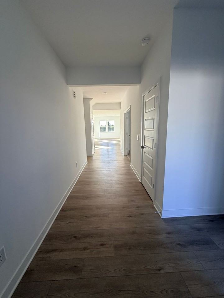 936 Shadow Dr - Photo 3 of 41