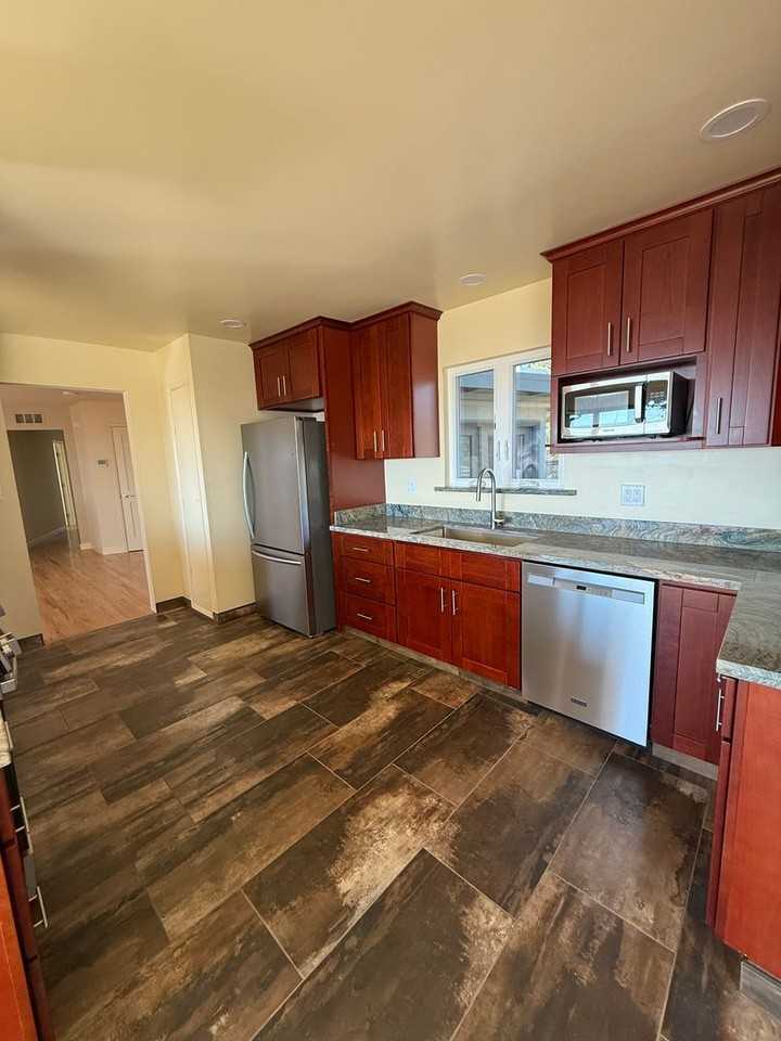 7333 Viewpoint Road - Photo 5 of 36