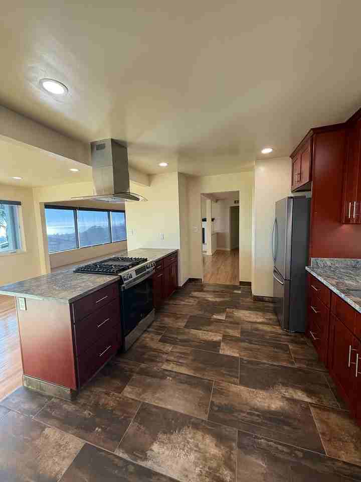 7333 Viewpoint Road - Photo 6 of 36