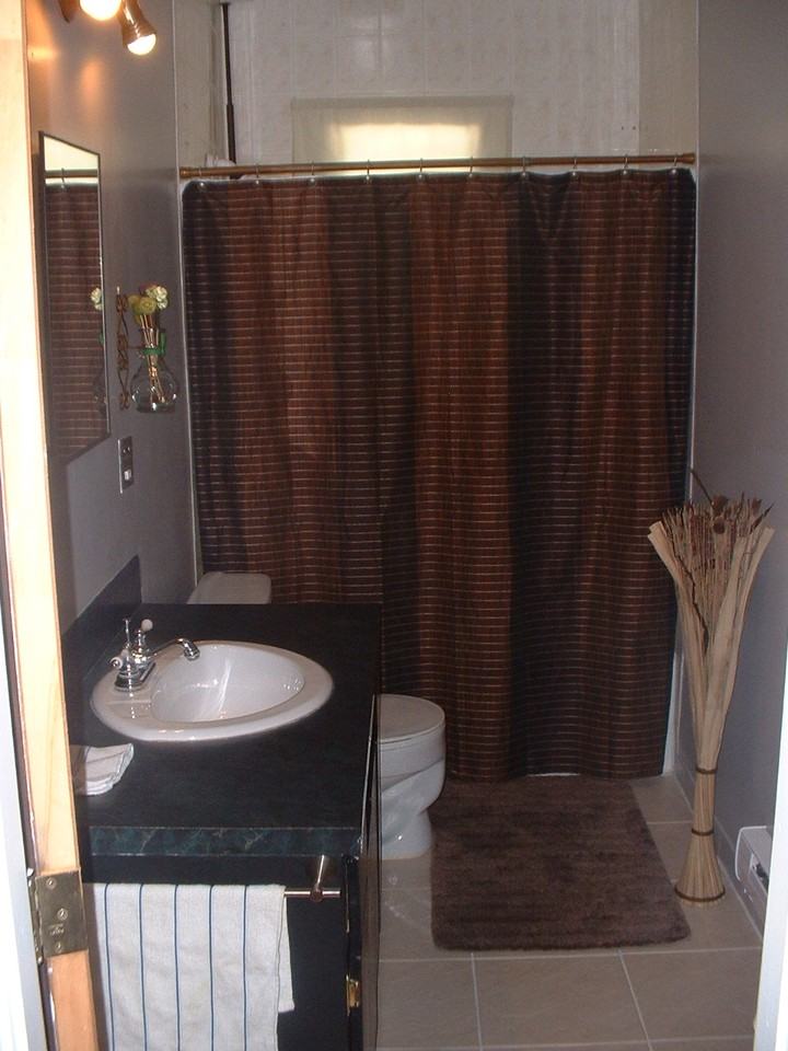 1500 Rue Berri #2 - Photo 3 of 9