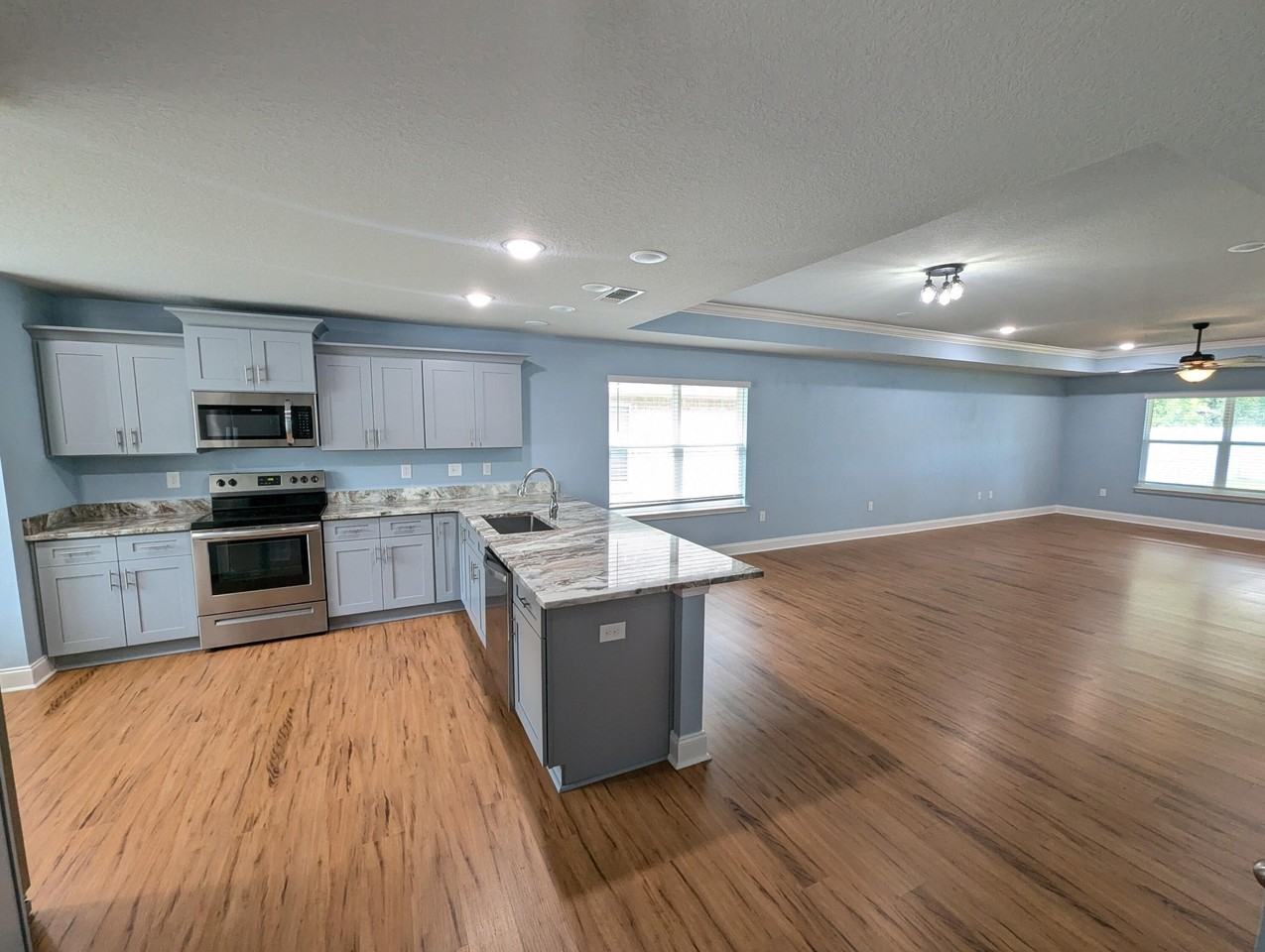 2266 Paloma St - Photo 3 of 25