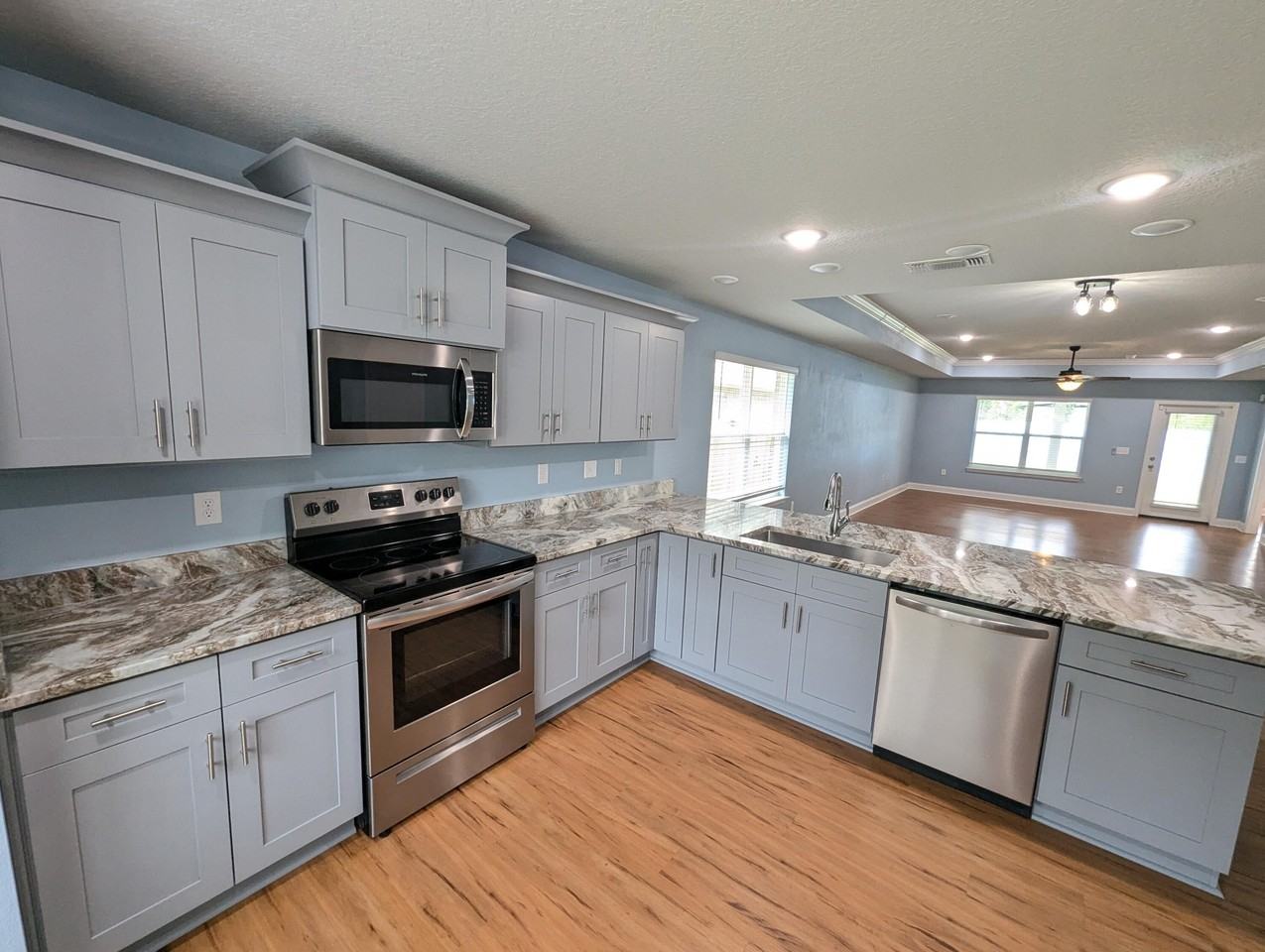 2266 Paloma St - Photo 6 of 25