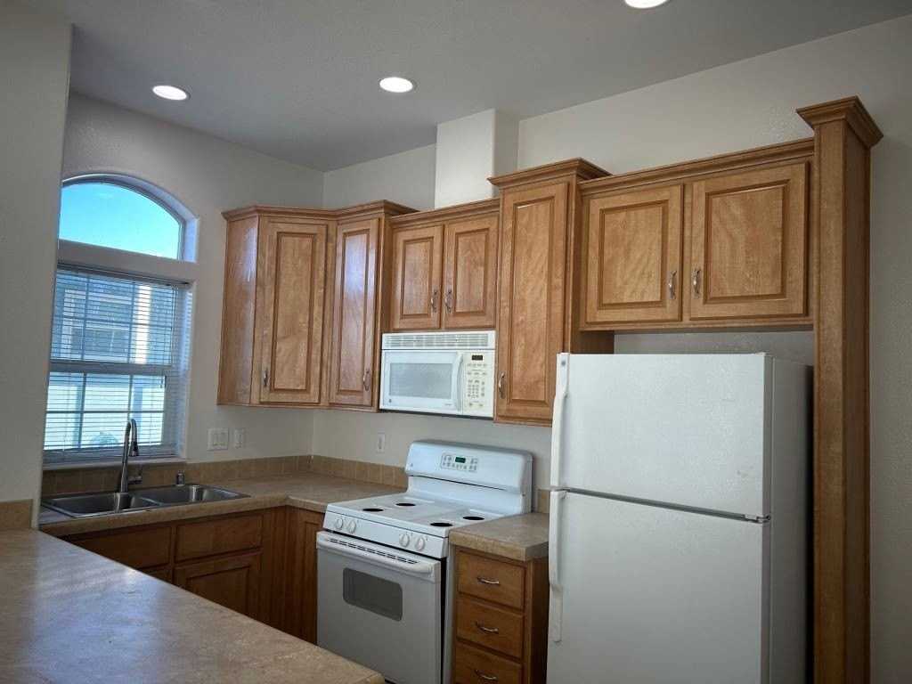 1601 Shenondoah #0088 - Photo 3 of 20