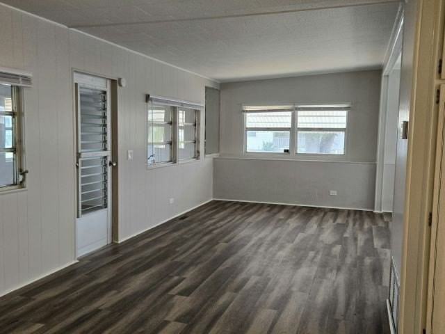 5027 4th St W #29 - Photo 4 of 7