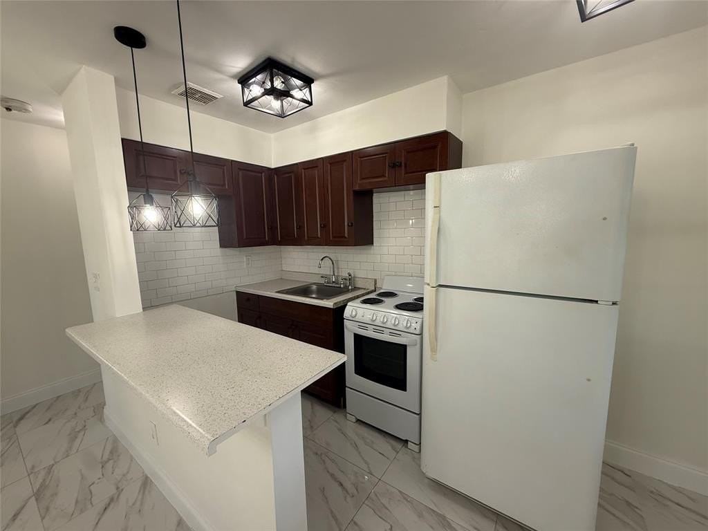 421 Ne 11th St #1 - Photo 5 of 13