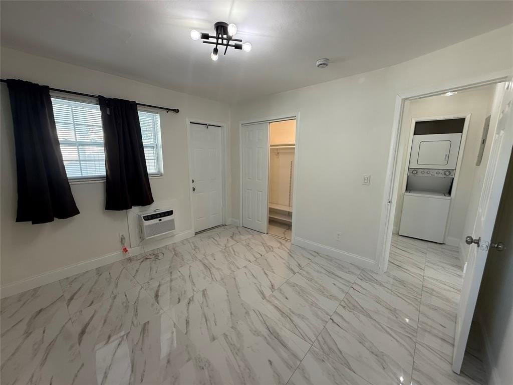 421 Ne 11th St #1 - Photo 7 of 13