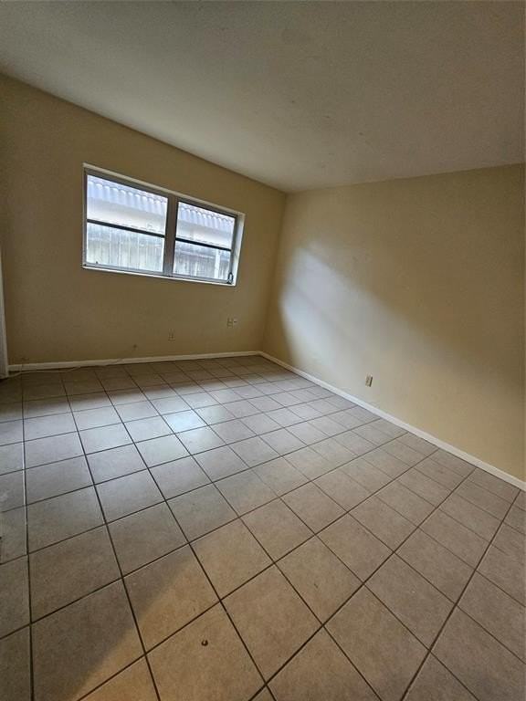 7621 Nw 74th Ter - Photo 6 of 13