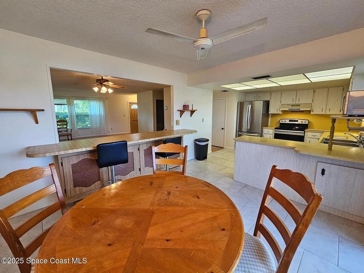 435 Dove Lane #8-10 - Photo 7 of 23