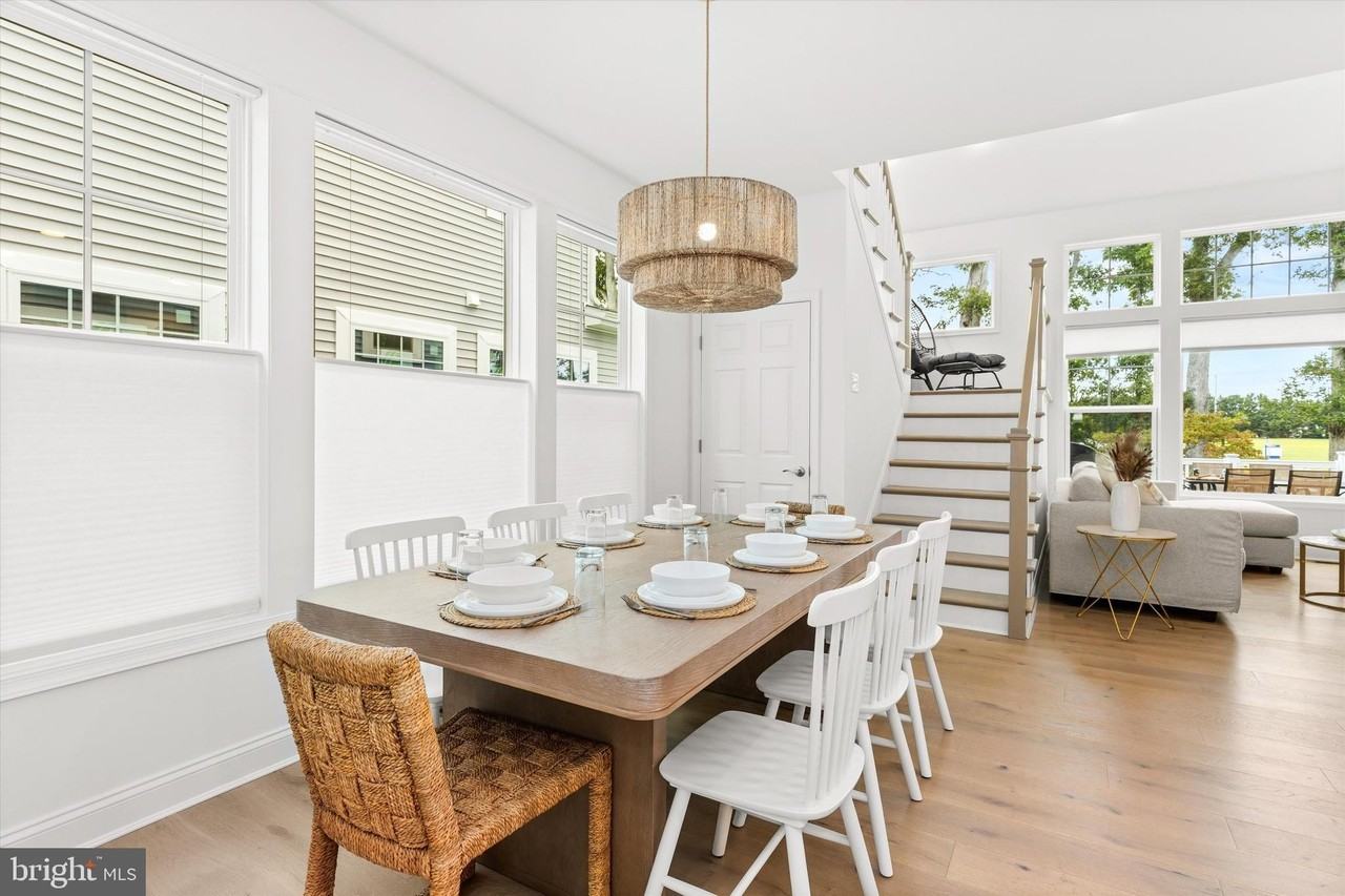 19277 American Holly Road - Photo 4 of 28