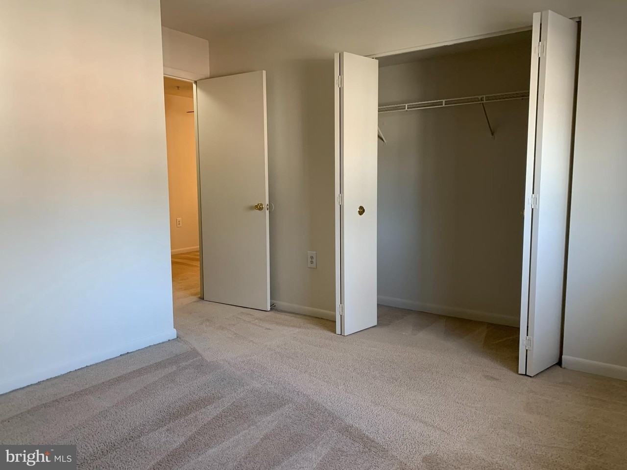 7 Lockhart Circle #F - Photo 7 of 11