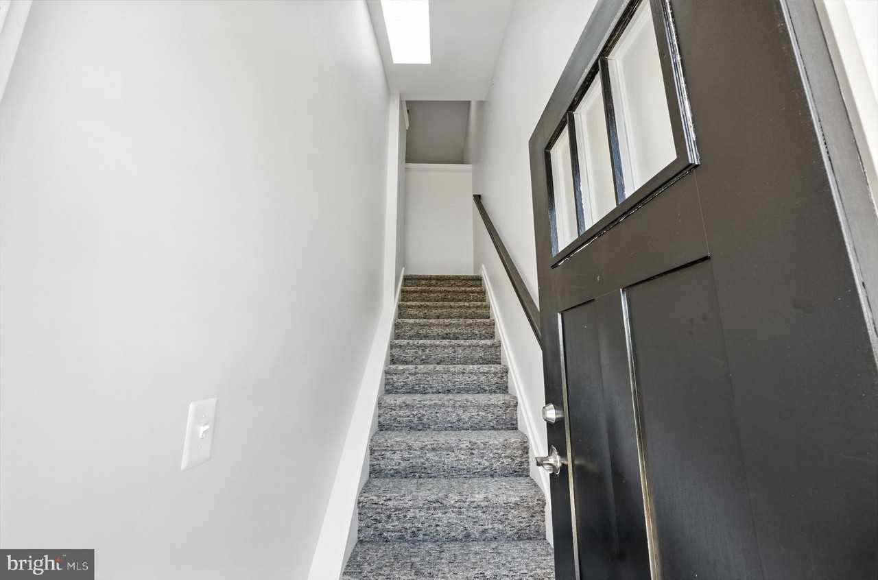 19510 19510 VILLAGE WALK unit: 2-205 #2-205 - Photo 4 of 21