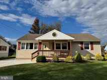 615 Jackson Ave - Photo 1 of 1