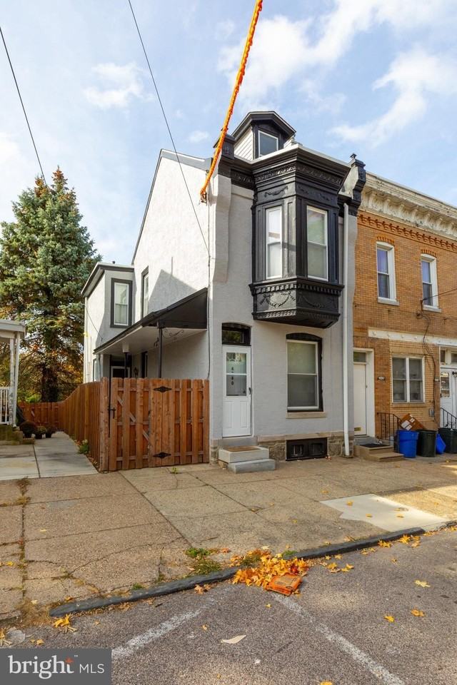 4360 Pechin St - Photo 4 of 40