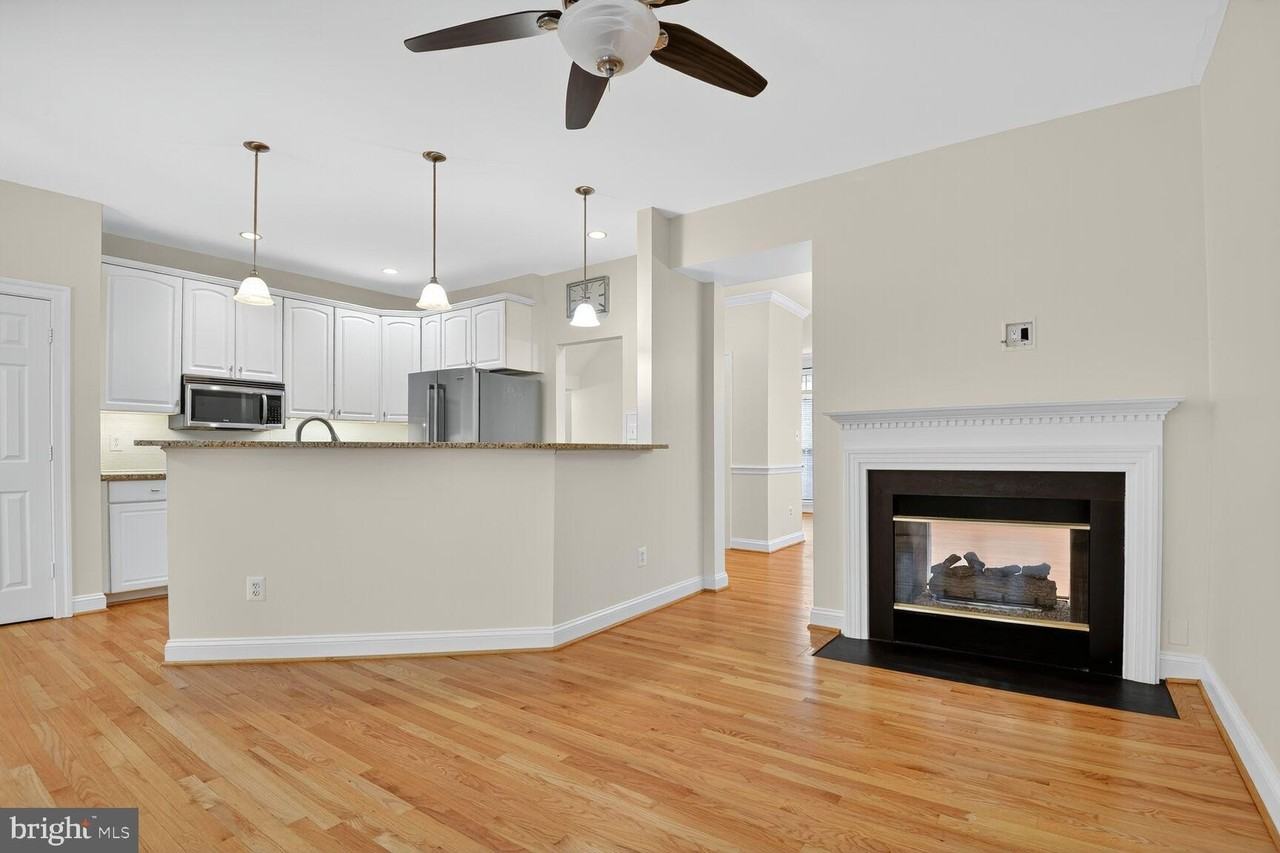 11405 Summer House Ct - Photo 2 of 20