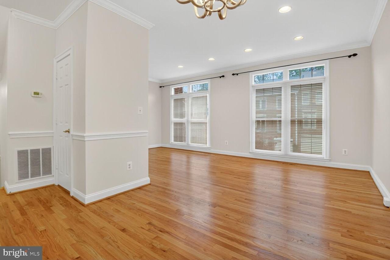 11405 Summer House Ct - Photo 6 of 20