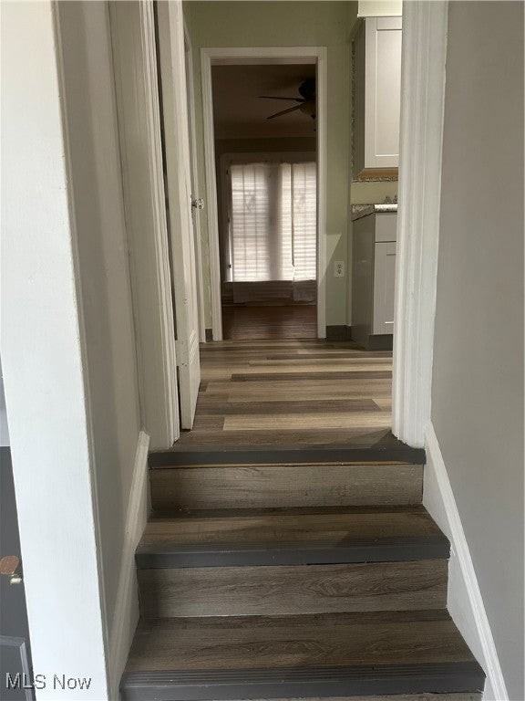 3986 Bluestone Rd - Photo 3 of 34