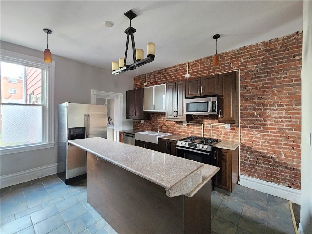 5114 Butler St - Photo 2 of 6