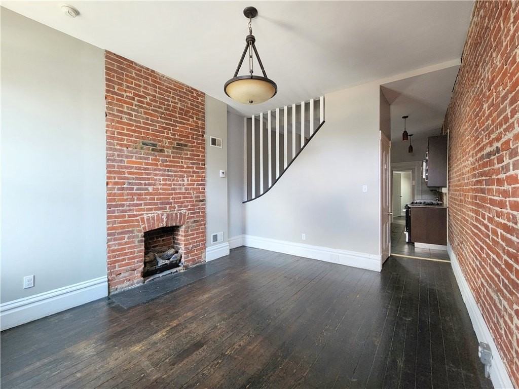 5114 Butler St - Photo 3 of 6