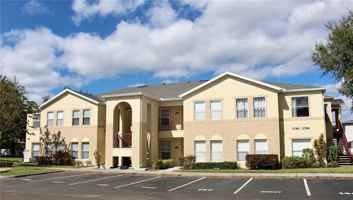 featured image of 2780 Club Cortile Cir