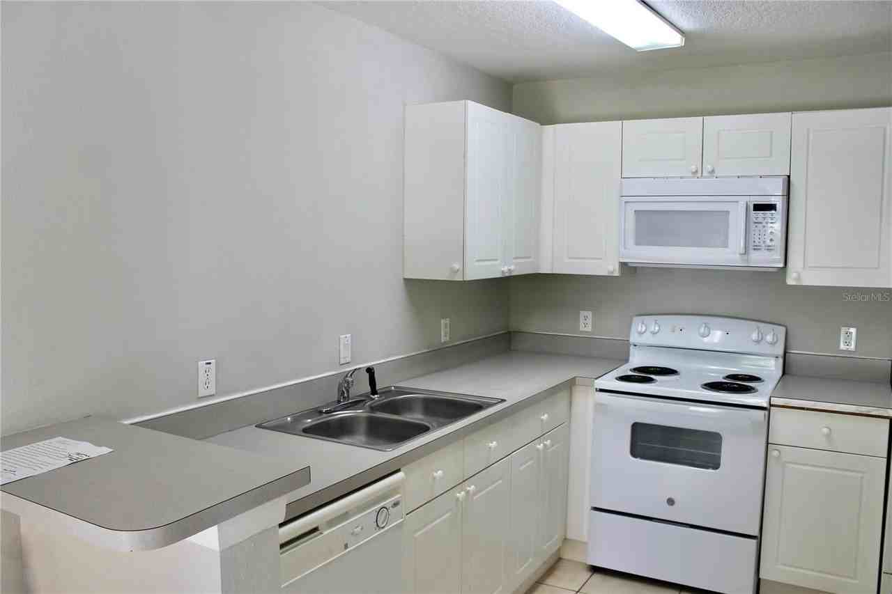 2780 Club Cortile Cir - Photo 7 of 25