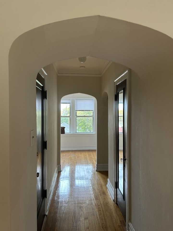 4955 North Whipple Street ##3e - Photo 6 of 11